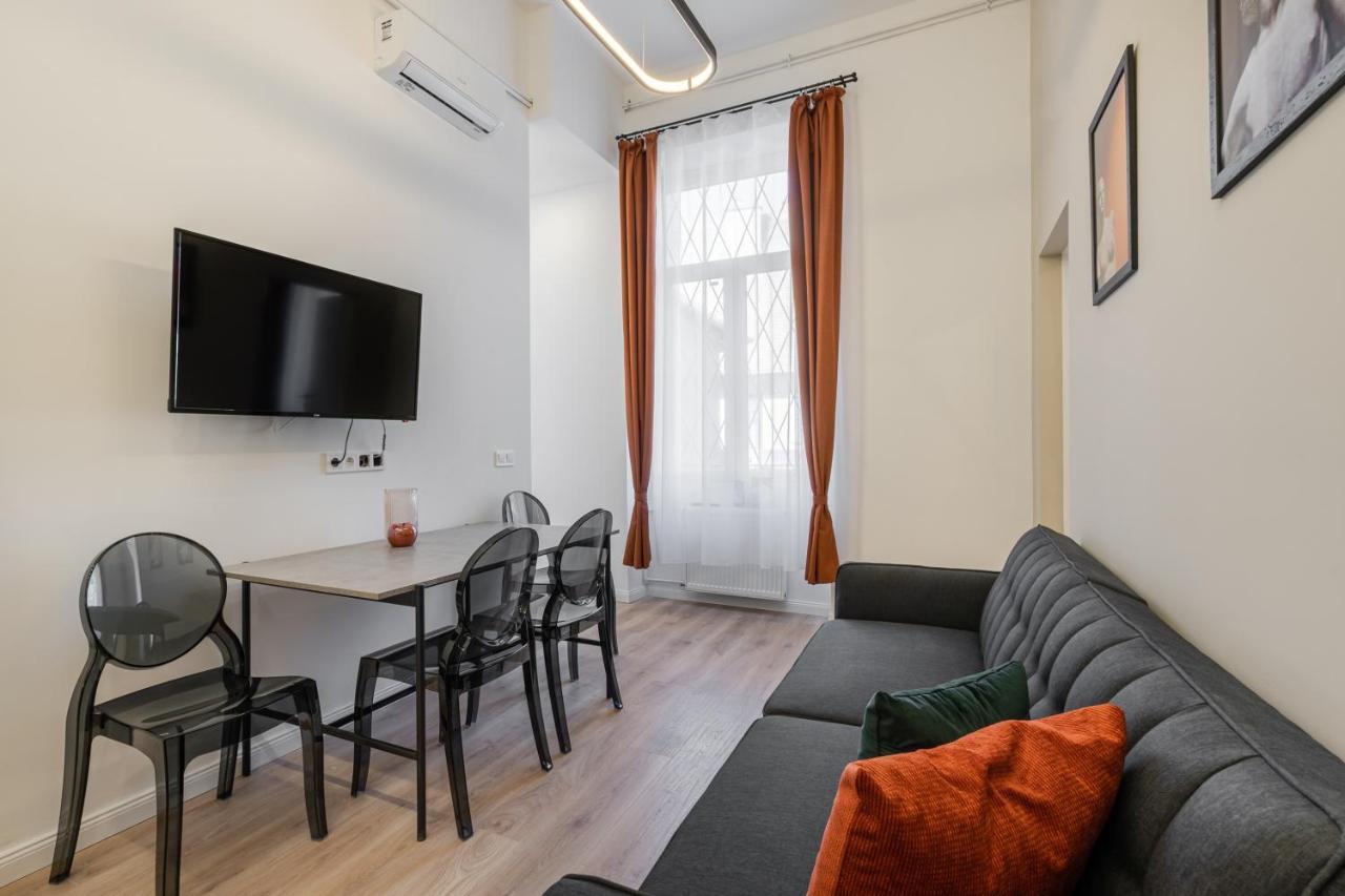 K33- Boutique Apartments, Best Location, By Bqa Budapest Exterior photo